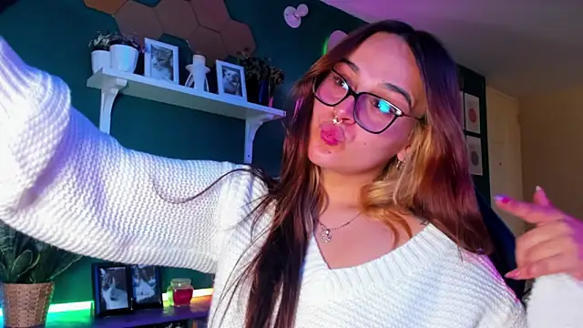 evy orange1 online show from April 24, 12:13 am