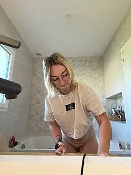 Giuliana baby online show from April 25, 6:49 am