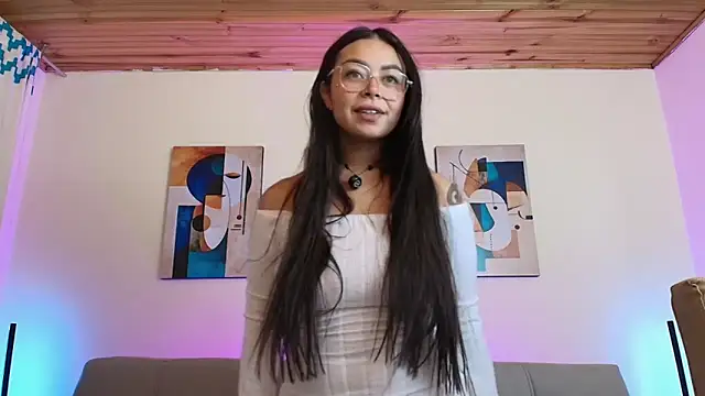 miaa saenz1 online show from March 2, 7:15 am