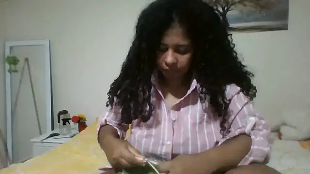 Ivon-09 online show from June 6, 12:33 pm