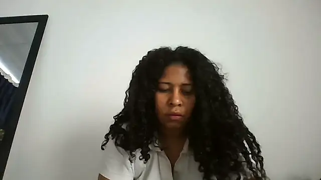 Snapshot of Ivon-09 chatting on September 30, 8:57 pm Ivon-09 online show from September 30, 8:57 pm