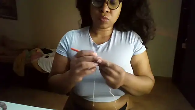 Ivon-09 online show from July 8, 12:29 pm