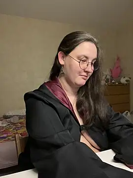 hungry1bunny online show from April 18, 7:58 pm