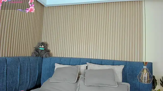 kathecute   online show from April 24, 1:41 am