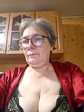 IrinaSweet54 online show from September 14, 6:28 pm