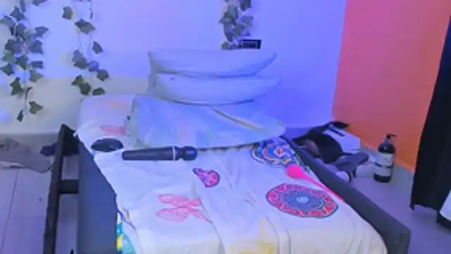 Cataleya19   online show from March 11, 9:35 am