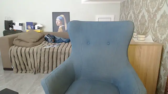 Mallinia online show from April 22, 11:51 am