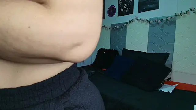 scarlett  morgan online show from April 24, 3:15 pm