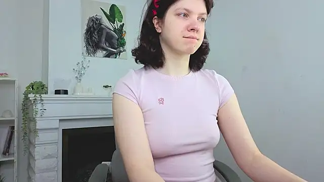 Baby Evalena online show from March 12, 5:32 am