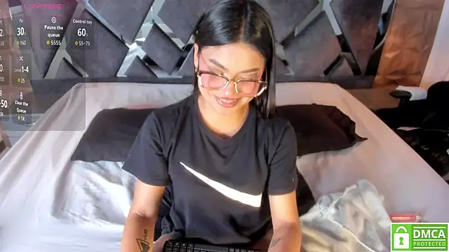 Rose Evans   online show from October 21, 4:49 am