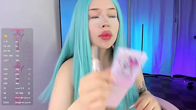 Kendall Bunnyy online show from April 26, 8:28 pm