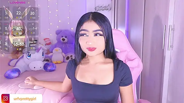 urfavprettygirl online show from August 5, 8:53 am