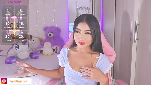 urfavprettygirl online show from December 15, 8:19 am