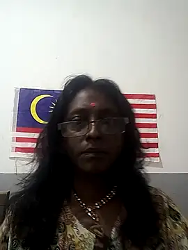 Snapshot of mamakarma1403 chatting on October 18, 1:08 am mamakarma1403 online show from October 18, 1:08 am
