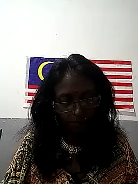 Snapshot of mamakarma1403 chatting on October 14, 5:04 pm mamakarma1403 online show from October 14, 5:04 pm