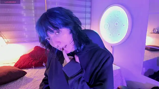 Ghosty Doll online show from April 21, 8:27 pm