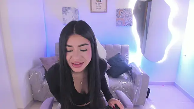 Charlotte cowell sub1  online show from December 19, 7:28 pm