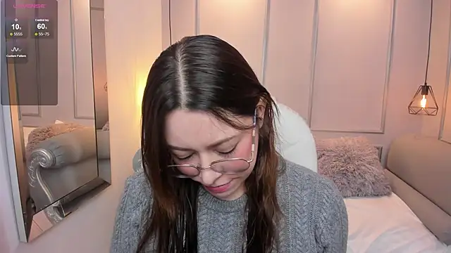 Lanna18 online show from October 10, 11:37 am
