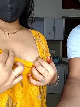 riya190 online show from April 25, 1:41 pm