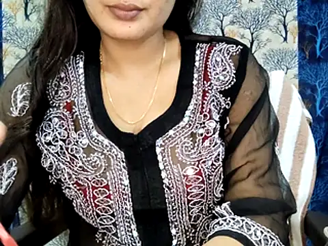 Aarvi Arora online show from November 22, 10:07 am