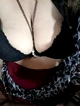 Beautyy38 online show from April 23, 3:47 am