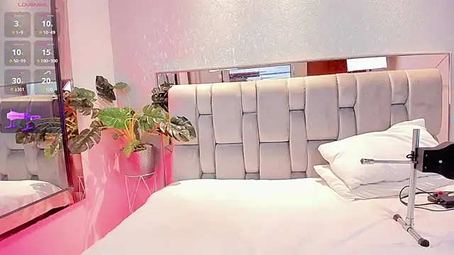 RoseTaylor   online show from November 29, 5:22 am