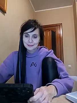 Francenia lolis online show from December 2, 8:16 am