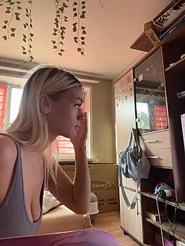 -Sexy Barbie- online show from October 21, 3:32 am