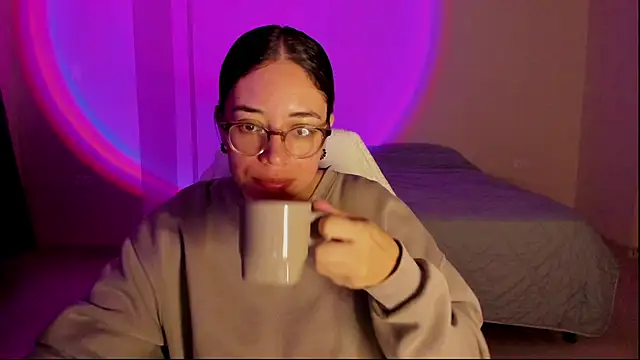 atenas 05  online show from October 23, 7:47 am