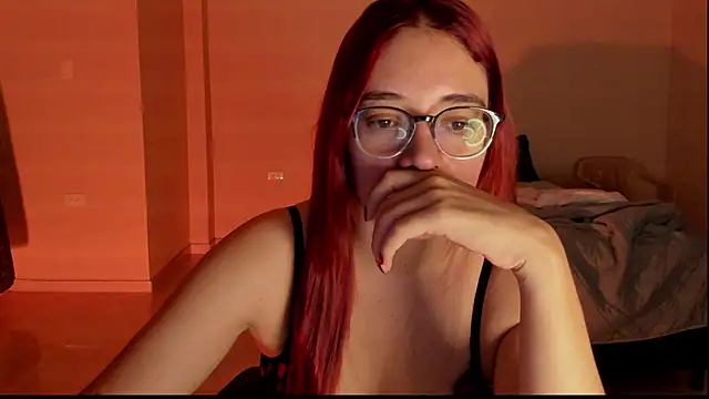 atenas 05  online show from December 23, 9:35 am