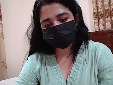 A-pusparani online show from April 18, 9:15 pm