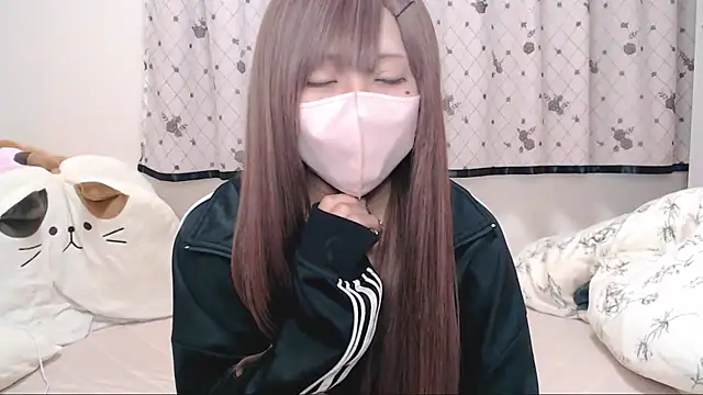  hiyor  online show from April 24, 8:33 pm