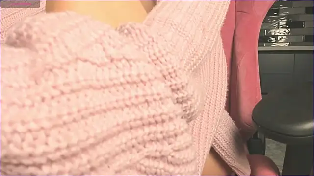 sweetiebunny22 online show from April 23, 11:50 am