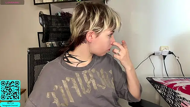 EngelAlman online show from February 18, 7:18 am