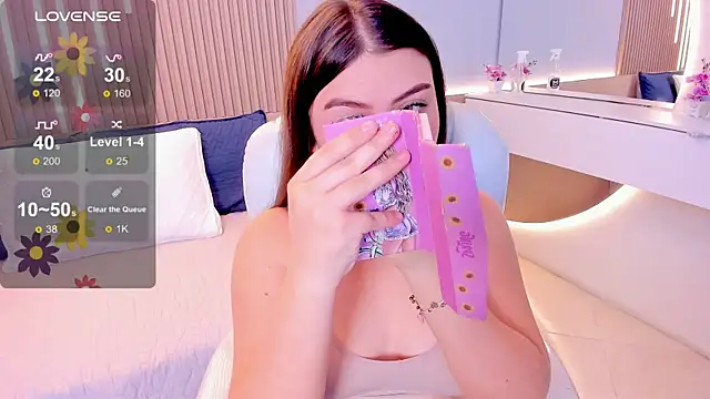 Sexy paradise18  online show from April 25, 4:04 am