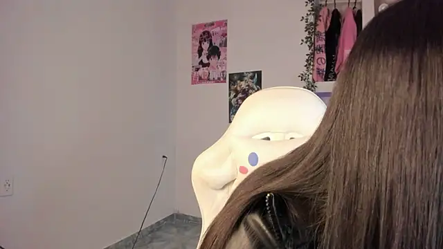meganthompsonn22 online show from August 10, 5:22 am