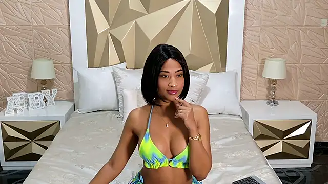 PassionMacoll online show from November 17, 2:12 am