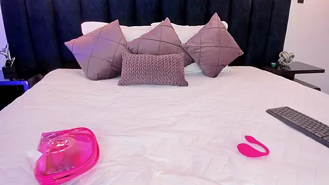 susyy7 online show from February 28, 3:50 am