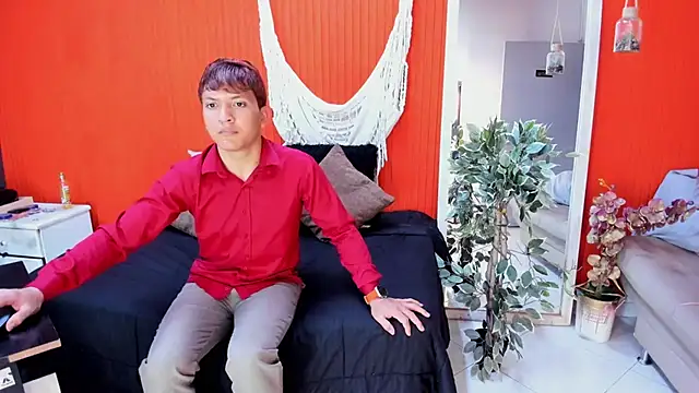 aslyhernandez 7 online show from April 17, 9:55 am