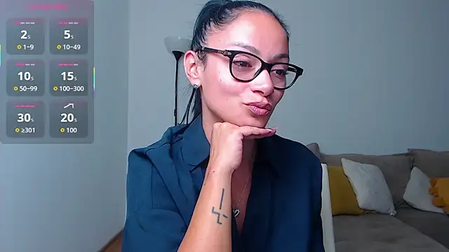 Snapshot of BabySerene chatting on October 2, 12:59 am BabySerene online show from October 2, 12:59 am