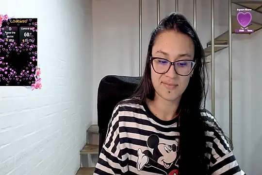 Jessie Desire online show from March 5, 2:40 am