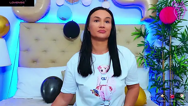Snapshot of DaliyaArabian chatting on September 22, 12:25 pm DaliyaArabian online show from September 22, 12:25 pm
