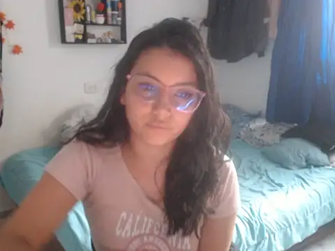 HannaKlein online show from January 15, 6:47 pm