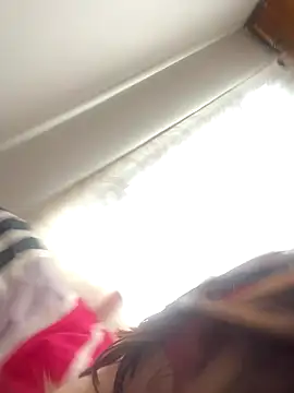 Elle Lee  online show from December 14, 3:18 pm