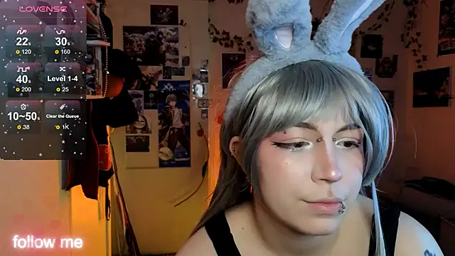 Alex Howell online show from November 23, 8:32 pm