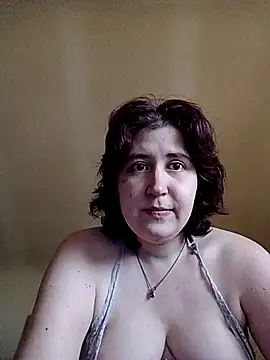 Snapshot of SexyLucie2024 chatting on October 7, 3:05 pm SexyLucie2024 online show from October 7, 3:05 pm