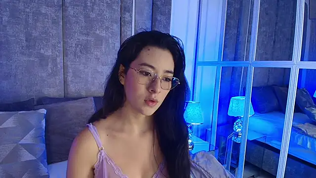 Susa1userma  online show from April 23, 12:29 pm