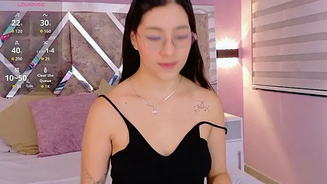 Susa1userma  online show from March 26, 12:07 pm