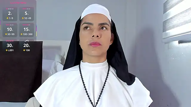 ClaraMariaMon online show from January 19, 3:52 pm