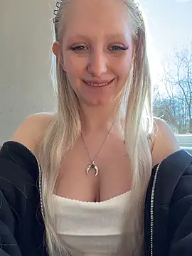 Milkyy wway online show from April 11, 6:52 am